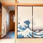 302东京中心全新装修宽敞明亮的公寓 3分钟步行路程到门前仲町站 两条地铁线直达东京上野新宿